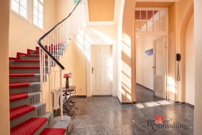 Prodej vily, Praha - Modřany, U vlečky, 331 m2