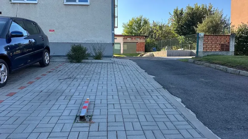 Pronájem bytu 2+1, Bánov, 56 m2