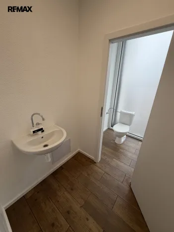Pronájem obchodního prostoru, Pelhřimov, Krasíkovická, 52 m2