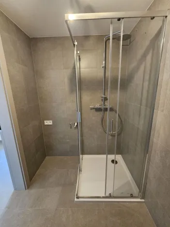 Pronájem bytu 1+kk, Praha, Hartigova, 44 m2