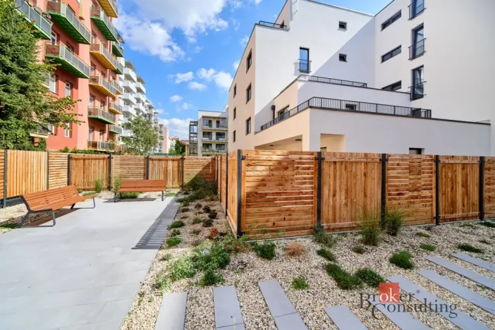 Pronájem bytu 1+kk, Brno - Zábrdovice, Hvězdová, 35 m2