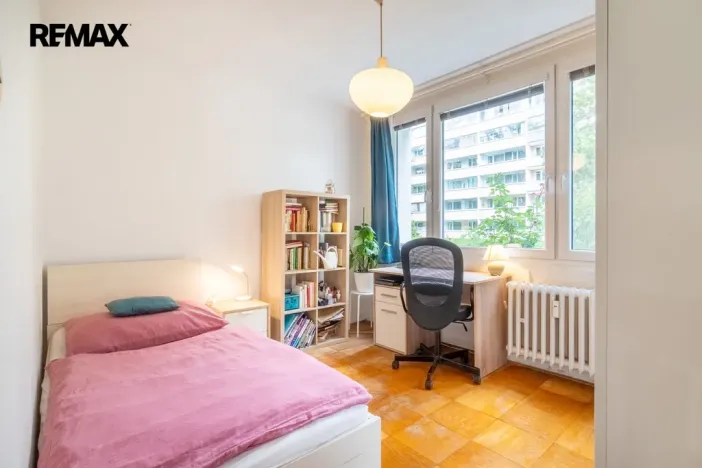 Prodej bytu 4+1, Praha - Podolí, Kaplická, 70 m2