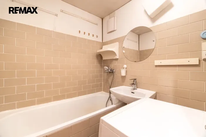 Prodej bytu 4+1, Praha - Podolí, Kaplická, 70 m2