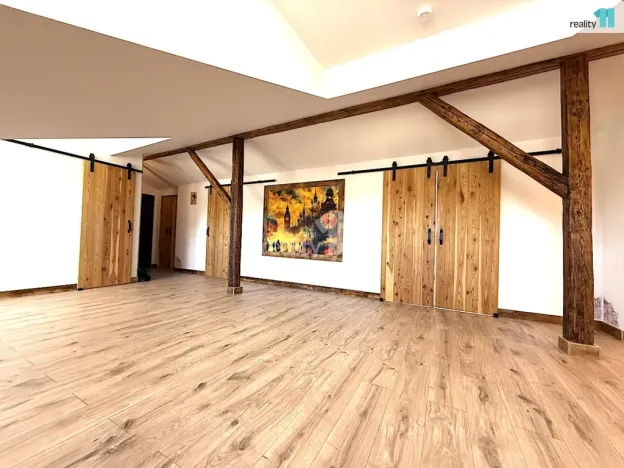 Prodej bytu 2+kk, Karlovy Vary - Rybáře, Sokolovská, 81 m2