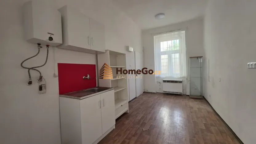 Pronájem obchodního prostoru, Praha - Vršovice, Žitomírská, 33 m2