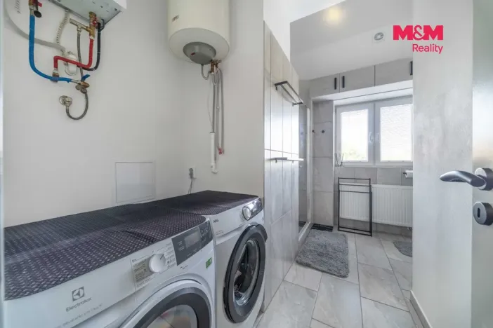 Prodej bytu 4+kk, Lochovice, 64 m2