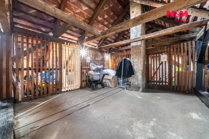 Prodej bytu 4+kk, Lochovice, 64 m2