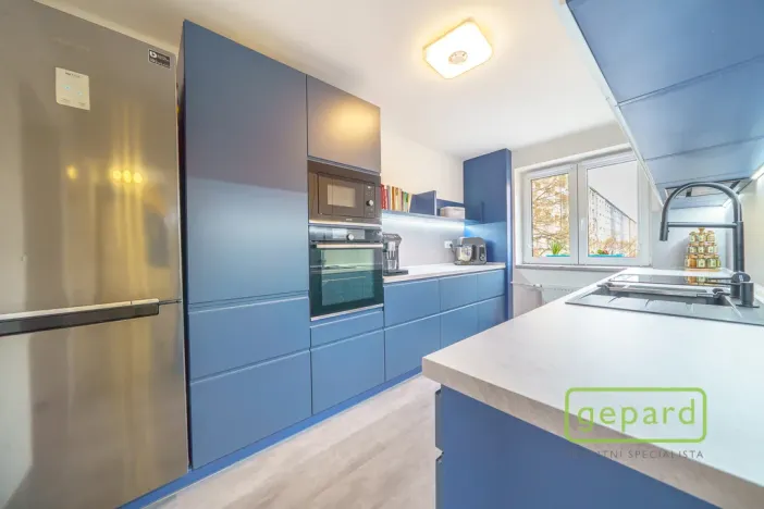 Prodej bytu 3+1, Karlovy Vary, Šumavská, 99 m2