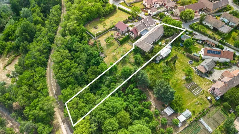 Prodej chalupy, Chvaletice - Hornická Čtvrť, 64 m2