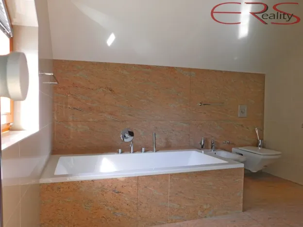 Prodej ubytování, Jablonec nad Nisou, Na Kopci, 900 m2