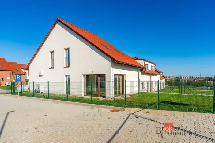 Prodej rodinného domu, Ořech, 147 m2