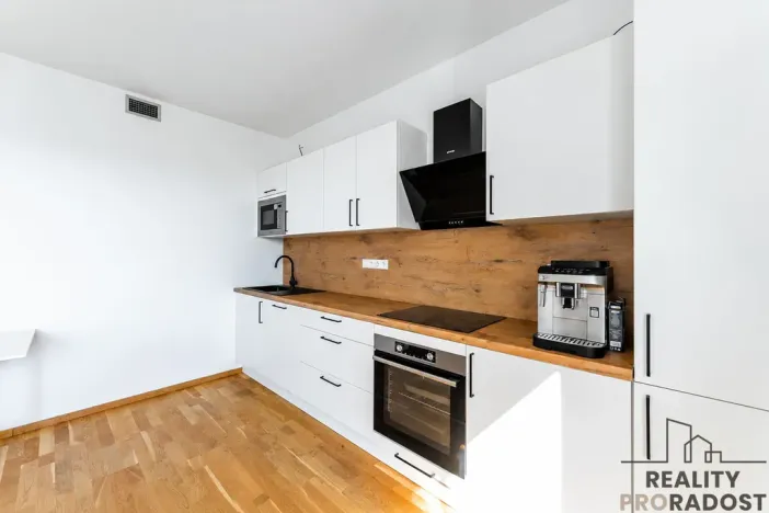 Prodej bytu 2+kk, Praha, Smržových, 51 m2
