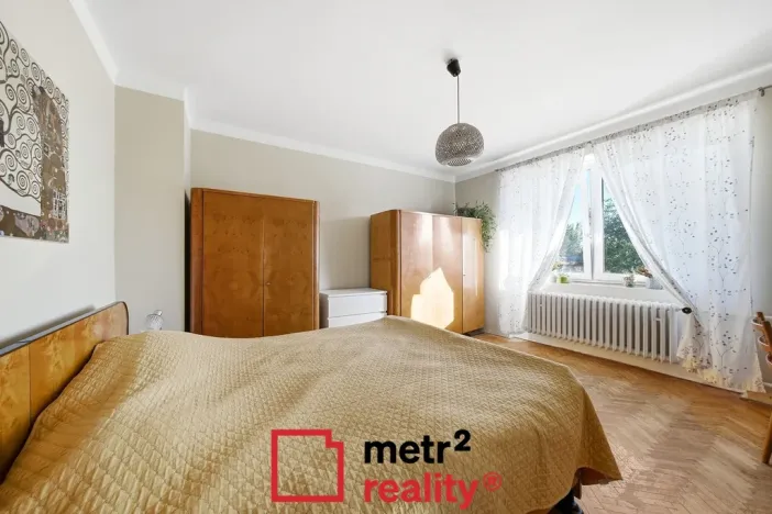 Prodej rodinného domu, Charváty, 303 m2