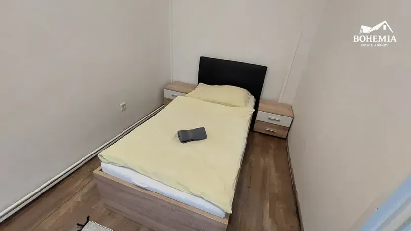 Prodej bytu 3+1, Teplice, U Hadích lázní, 74 m2