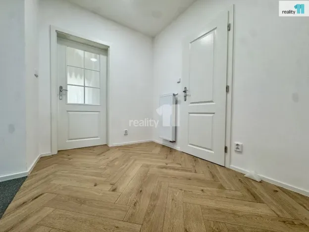 Pronájem bytu 2+1, Praha - Libeň, Na stráži, 64 m2