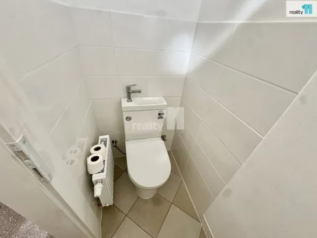 Pronájem bytu 2+1, Praha - Libeň, Na stráži, 64 m2