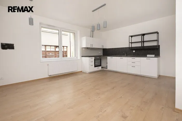 Pronájem bytu 3+kk, Strakonice, Komenského, 78 m2