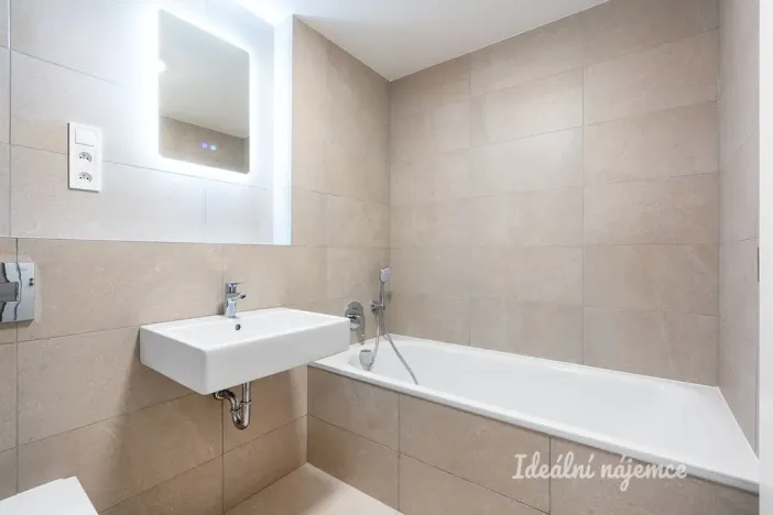 Pronájem bytu 3+kk, Kladno - Dubí, Ke křížku, 73 m2