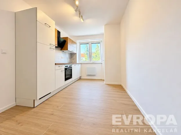 Pronájem bytu 2+1, Břeclav, Olbrachtova, 65 m2