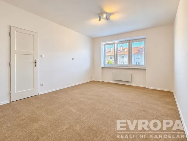 Pronájem bytu 2+1, Břeclav, Olbrachtova, 65 m2