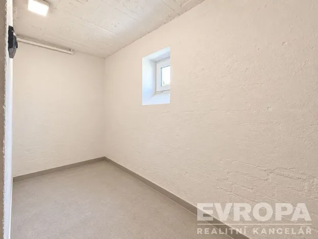 Pronájem bytu 2+1, Břeclav, Olbrachtova, 65 m2
