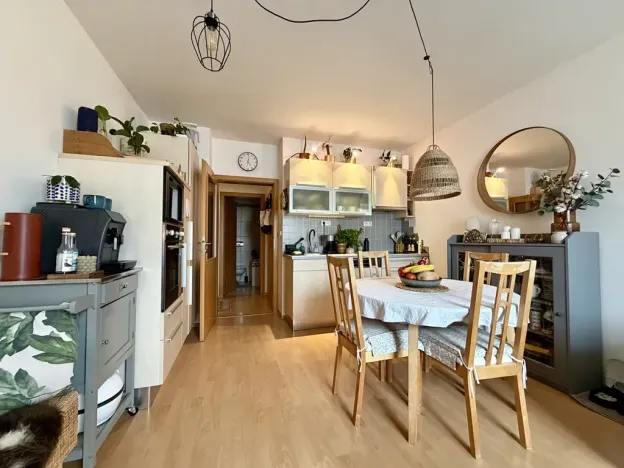 Pronájem bytu 2+kk, Praha - Vinohrady, Velehradská, 48 m2