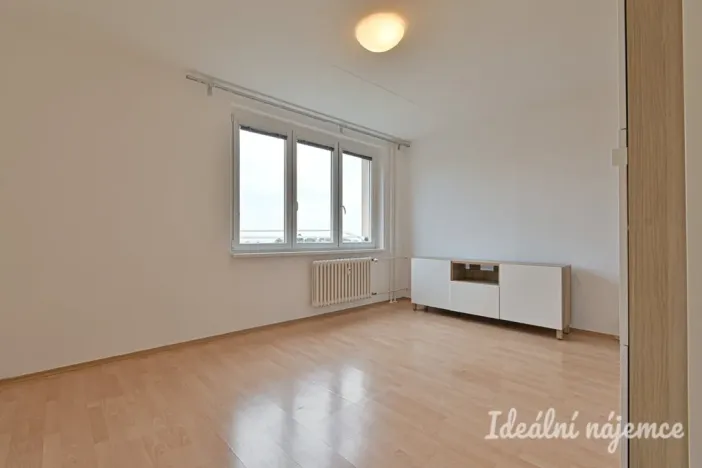 Pronájem bytu 2+kk, Brno - Židenice, Valtická, 40 m2
