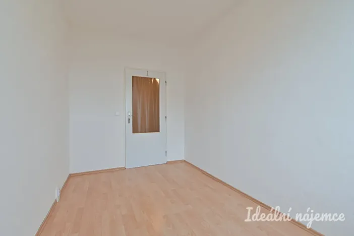 Pronájem bytu 2+kk, Brno - Židenice, Valtická, 40 m2