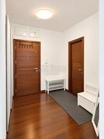 Prodej bytu 2+kk, Karlovy Vary - Dvory, Chebská, 50 m2