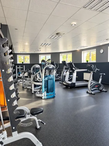 Prodej bytu 2+kk, Karlovy Vary - Dvory, Chebská, 50 m2