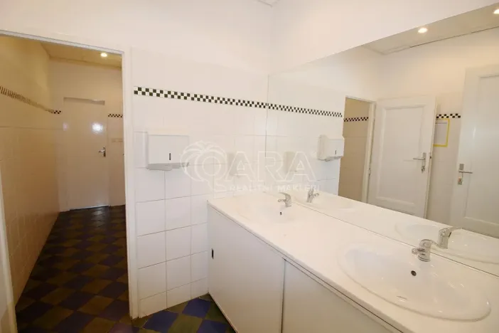 Pronájem kanceláře, Praha - Nové Město, Vodičkova, 51 m2