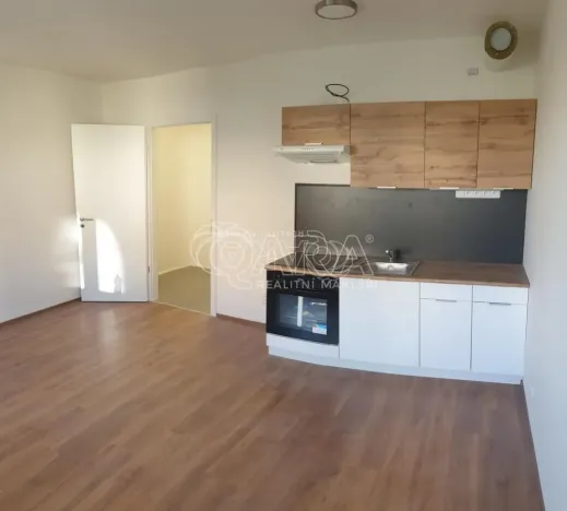 Pronájem bytu 1+kk, Unhošť, Karla Čapka, 26 m2