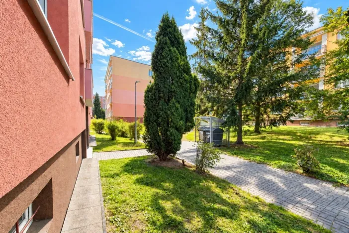 Prodej bytu 4+1, Jirkov, Studentská, 77 m2