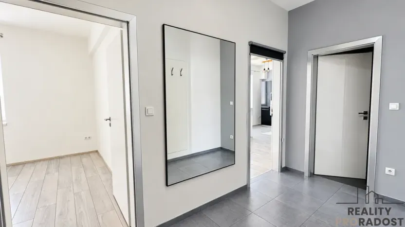Pronájem bytu 2+kk, Hodonín, Skácelova, 55 m2