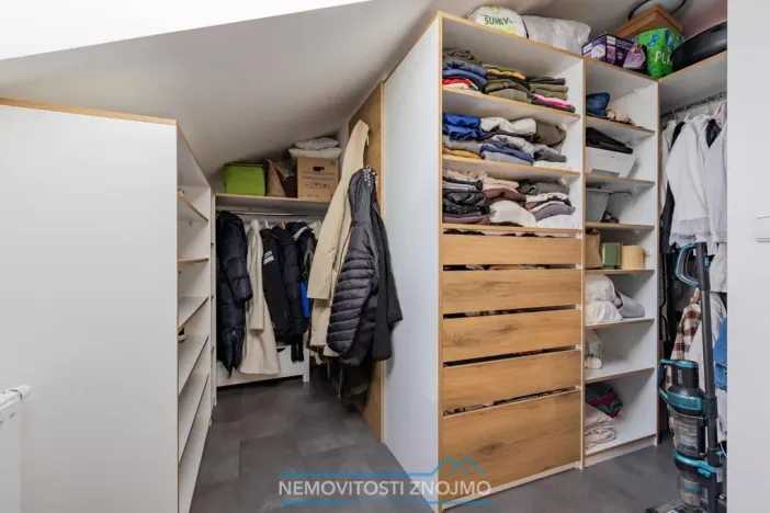 Prodej bytu 4+kk, Znojmo - Přímětice, Staré vinice, 84 m2
