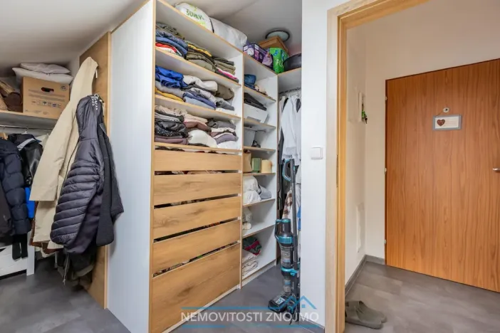 Prodej bytu 4+kk, Znojmo - Přímětice, Staré vinice, 84 m2