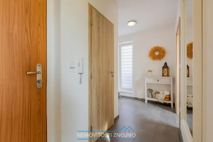 Prodej bytu 4+kk, Znojmo - Přímětice, Staré vinice, 84 m2