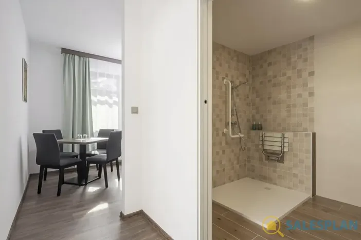 Prodej ubytování, Doksy, Tyršovo náměstí, 1342 m2