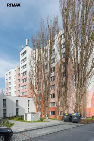 Pronájem bytu 1+1, Plzeň, Kreuzmannova, 46 m2