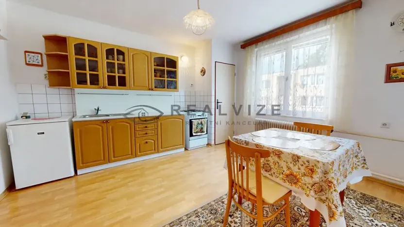 Prodej rodinného domu, Nové Hrady, Vilová čtvrť, 180 m2