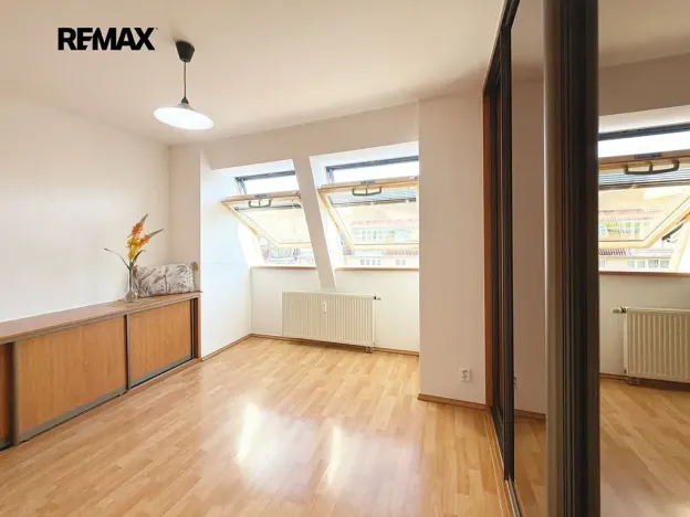 Prodej bytu 1+kk, Praha - Kyje, Lipnická, 25 m2