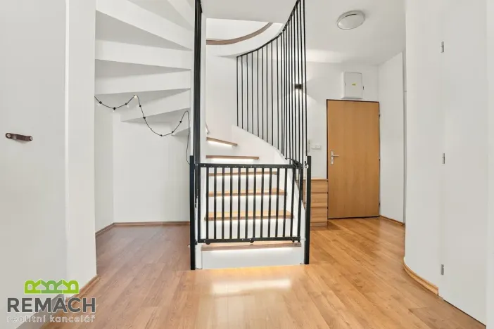 Prodej bytu 4+kk, Staré Město, Moravní nábřeží, 112 m2