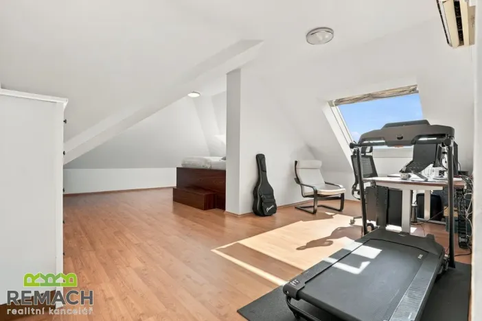 Prodej bytu 4+kk, Staré Město, Moravní nábřeží, 112 m2