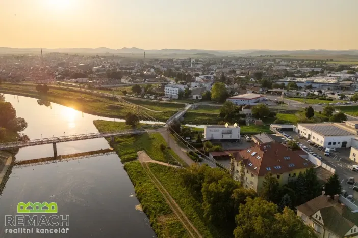 Prodej bytu 4+kk, Staré Město, Moravní nábřeží, 112 m2