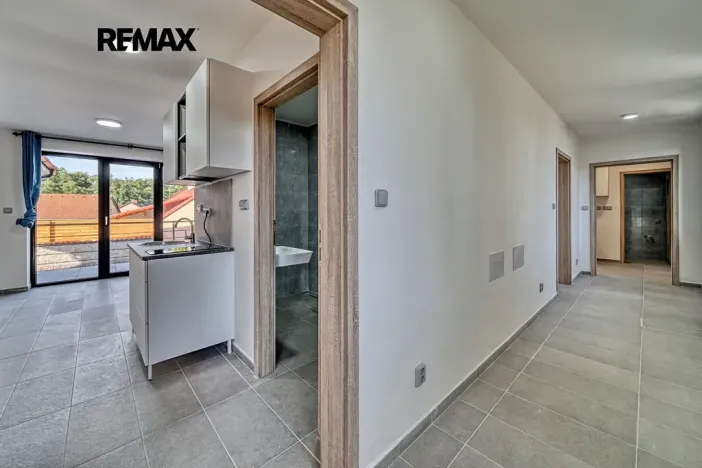Pronájem bytu 1+kk, Velký Osek, Revoluční, 22 m2
