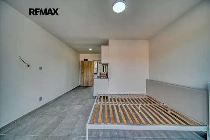 Pronájem bytu 1+kk, Velký Osek, Revoluční, 21 m2