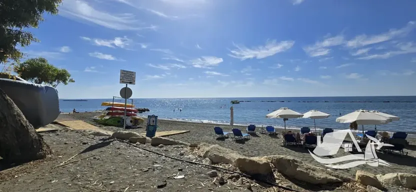 Prodej bytu 1+kk, Lemesos, Kypr, 38 m2