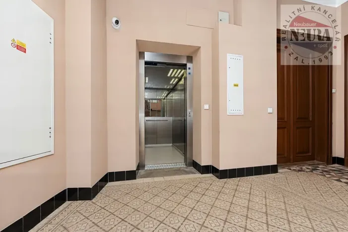 Prodej bytu 4+1, Praha - Nové Město, Národní, 96 m2