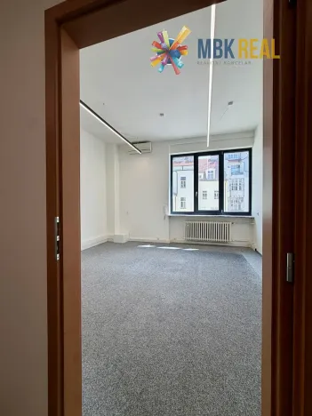 Pronájem kanceláře, Brno, Moravské náměstí, 35 m2