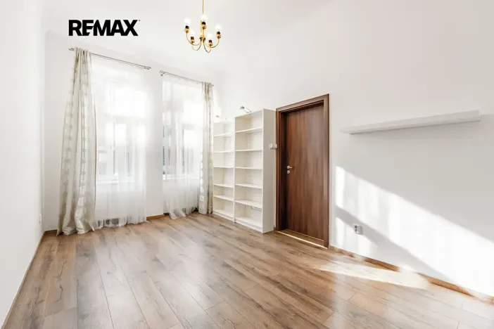 Pronájem bytu 2+1, Praha - Smíchov, Staropramenná, 49 m2